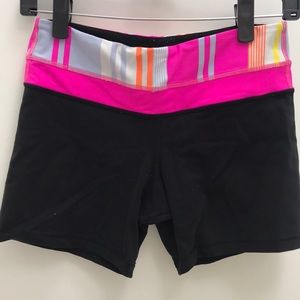 Lululemon Shorts Size 6